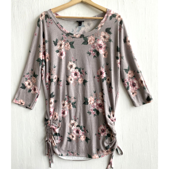 TORRID Soft Floral Cinched Tunic Sweater 3/4 Sleeve Size 00 M 10 - Picture 1 of 4